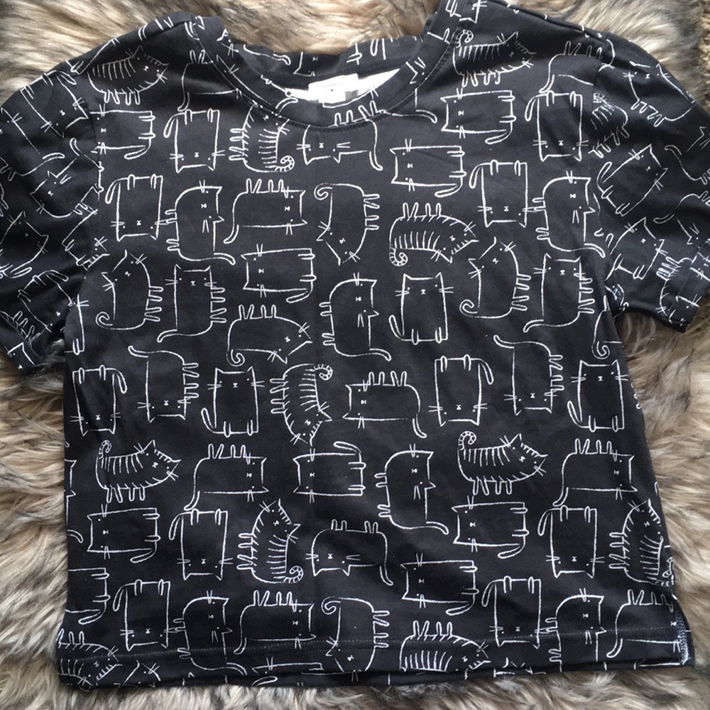 Crop Kitty Shirt.